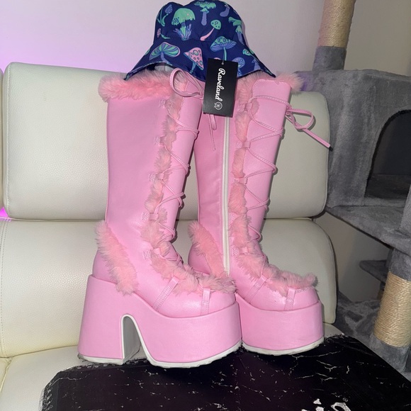 Demonia Pink Heeled Boots with Plush Trim confortable - Picture 3 of 6